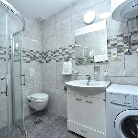 Suzana Lux Apartahotel
