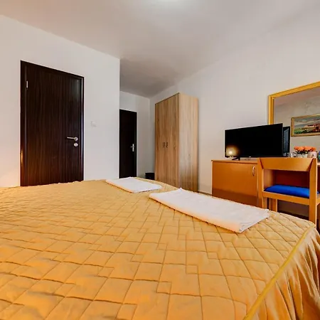Apartahotel Suzana Lux Budva